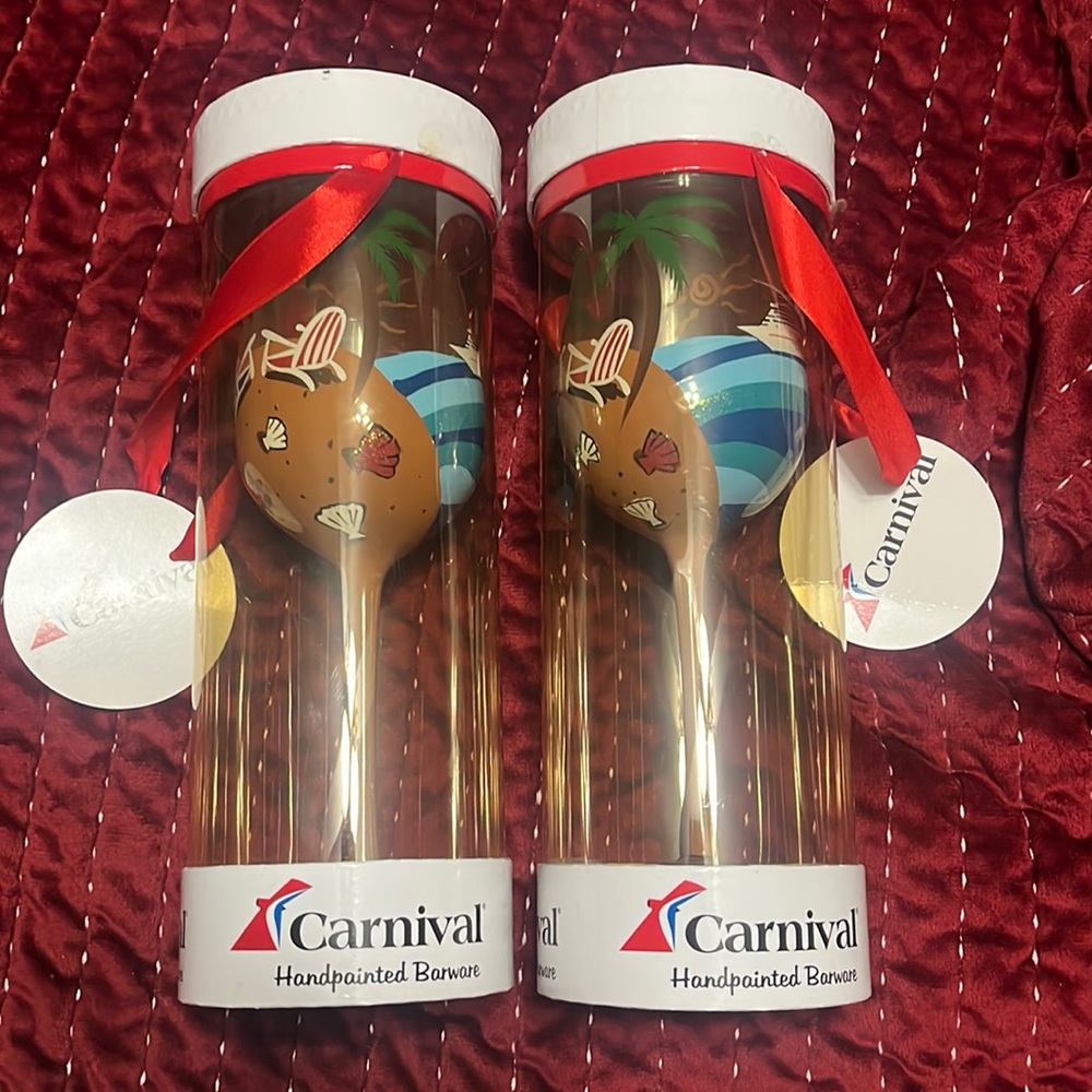 Set of 2 Carnival Wine Glass